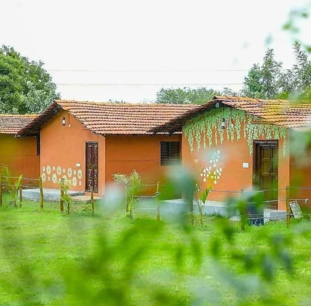 Dejavoo Hotel Gādigarpālya Kültér fotó